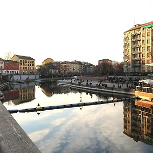 Via Casale - Sweet , Milán Italia